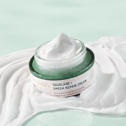 BIOSSANCE Squalane Omega Repair Cream, Rich Moisturizer with Hyaluronic Acid and Ceramides to Hydrate, Plump and Smooth Skin. Nourish and Improve Fine Lines - Image 4